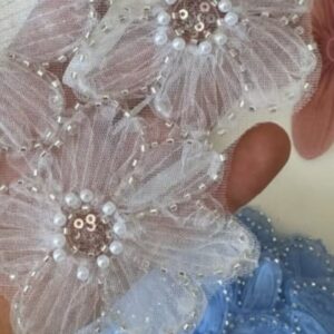 Lace accessory transparent flower design